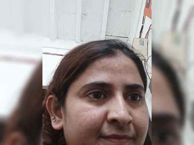 Khadija3 live cam on BongaCams