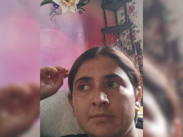 Khadija3 live cam on BongaCams