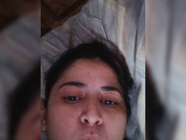 Khadija3 live cam on BongaCams