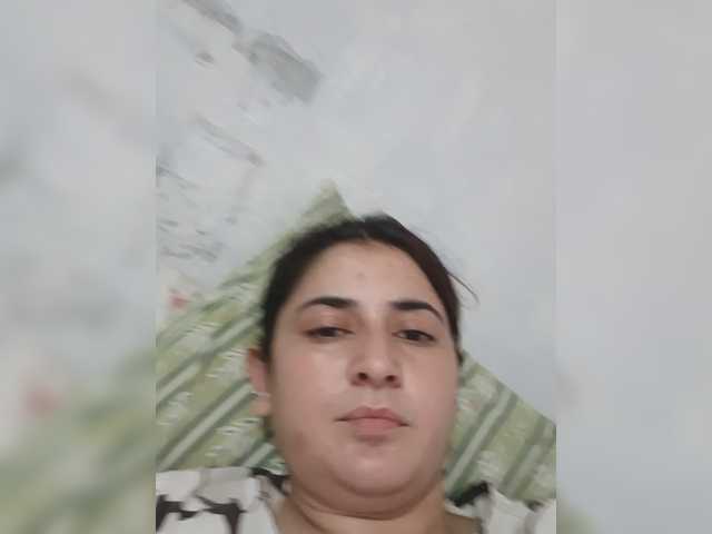 Khadija3 live cam on BongaCams