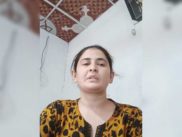 Khadija3 live cam on BongaCams