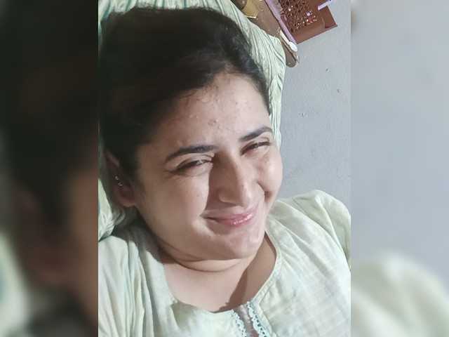 Khadija3 live cam on BongaCams