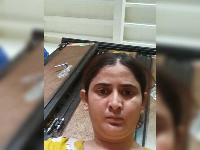 Khadija3 live cam on BongaCams