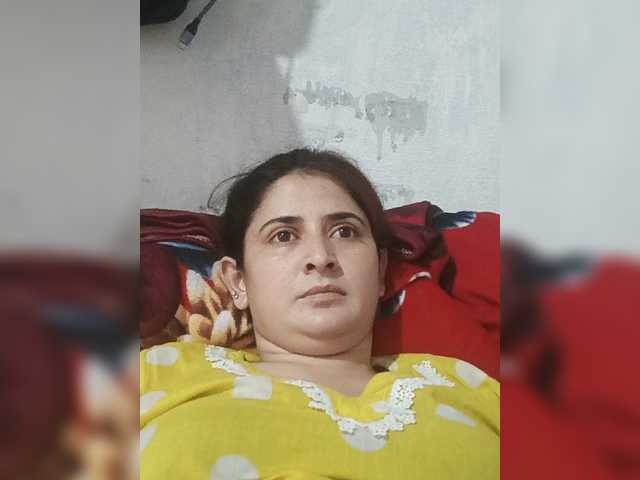 Khadija3 live cam on BongaCams