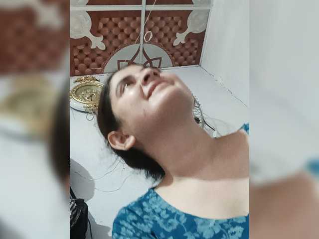 Khadija3 live cam on BongaCams