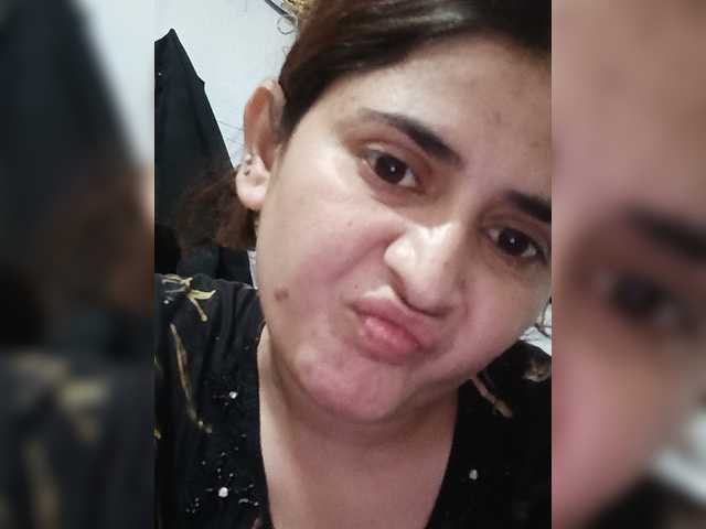 Khadija3 live cam on BongaCams