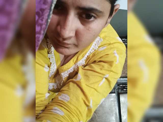 Khadija3 live cam on BongaCams