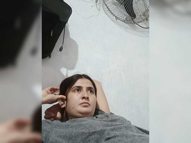 Khadija3 vous attend pour discuter, flirter et plus sur bongacams