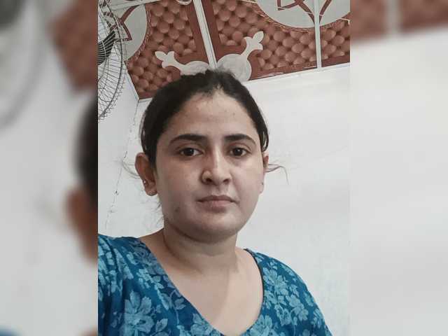Khadija3 live cam on BongaCams