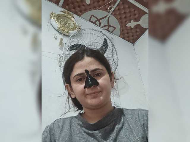 Khadija3 live cam on BongaCams