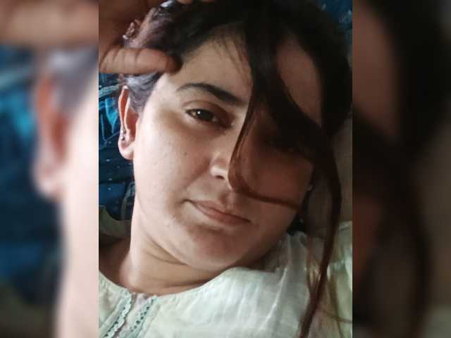 Khadija3 live cam on BongaCams