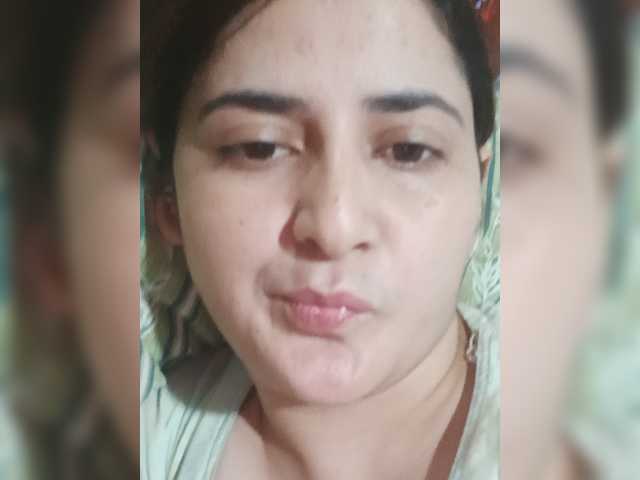 Khadija3 live cam on BongaCams