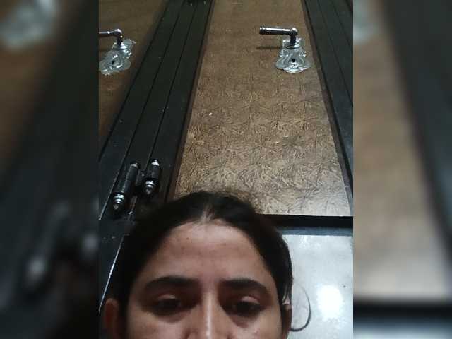 Khadija3 live cam on BongaCams