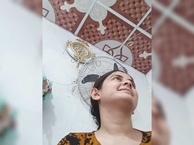 Khadija3 live cam on BongaCams