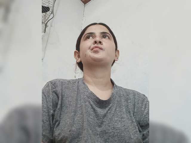 Khadija3 live cam on BongaCams
