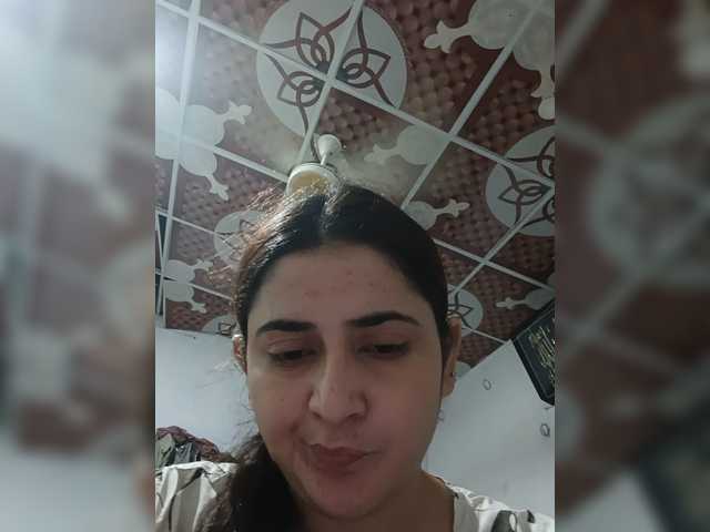 Khadija3 live webcam show