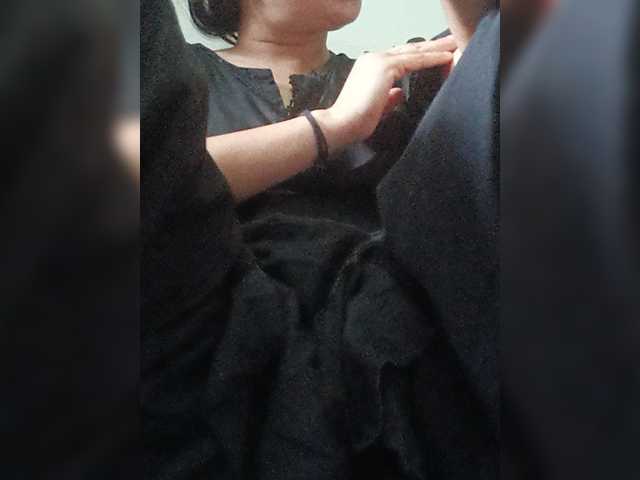 Khadija3 live cam on BongaCams