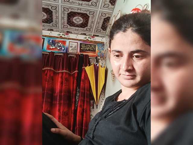 Khadija3 live cam on BongaCams