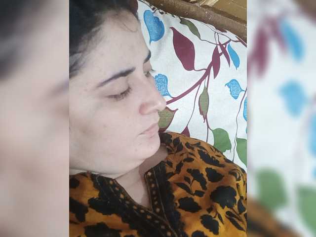 Khadija3 live cam on BongaCams