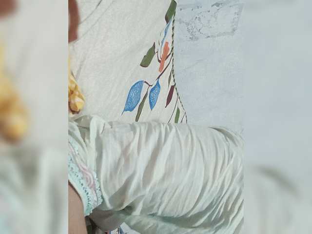Khadija3 live cam on BongaCams