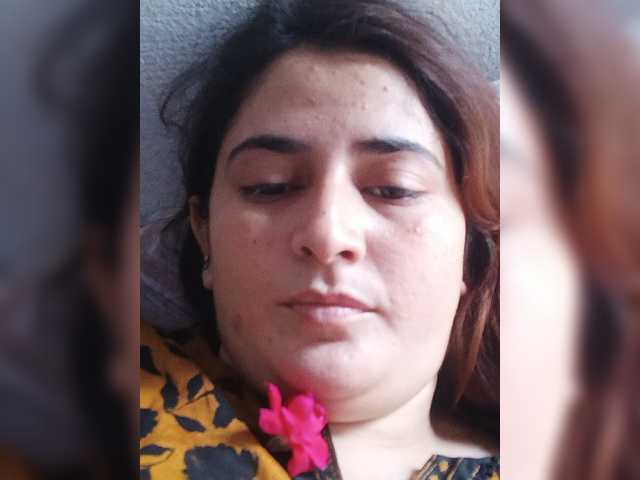 Khadija3 live cam on BongaCams