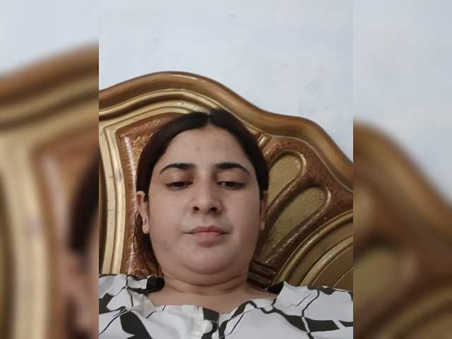 Khadija3 live cam on BongaCams