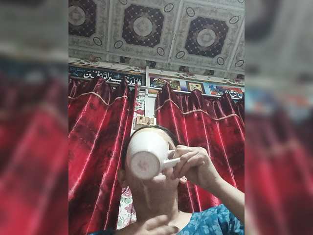 Khadija3 live cam on BongaCams