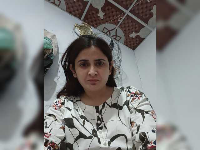 Khadija3 live cam on BongaCams