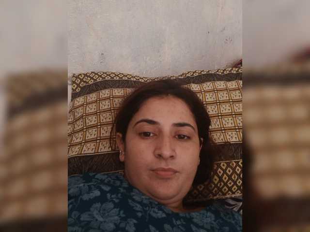 Khadija3 live cam on BongaCams