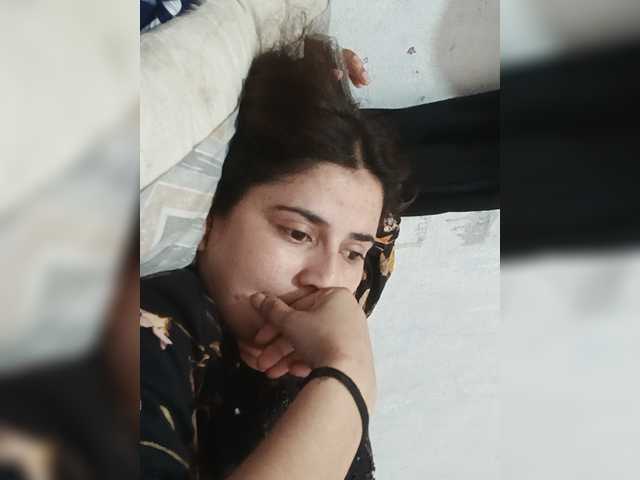 Khadija3 live cam on BongaCams