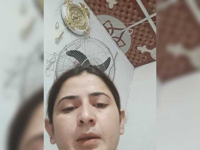 Khadija3 live cam on BongaCams