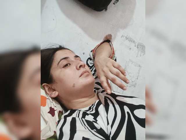 Khadija3 live cam on BongaCams