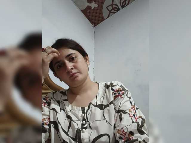 Khadija3 live webcam show