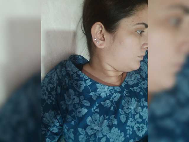 Khadija3 live cam on BongaCams