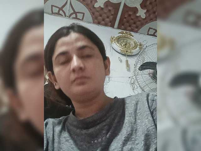 Khadija3 live cam on BongaCams