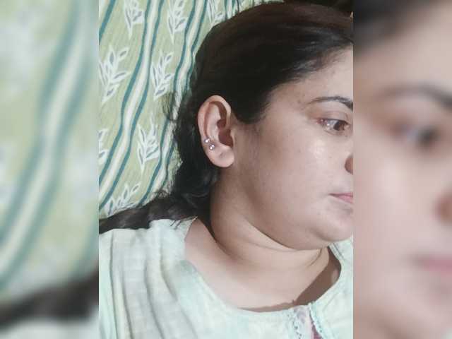 Khadija3 live cam on BongaCams