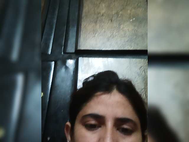 Khadija3 live cam on BongaCams