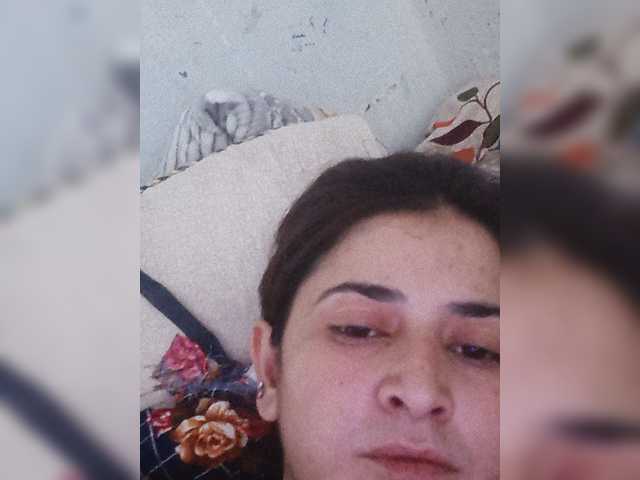 Khadija3 live cam on BongaCams
