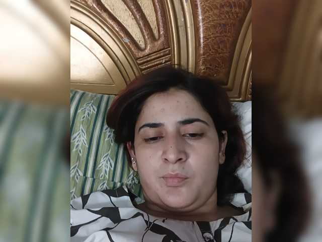Khadija3 live webcam show