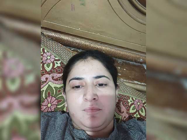 Khadija3 live cam on BongaCams
