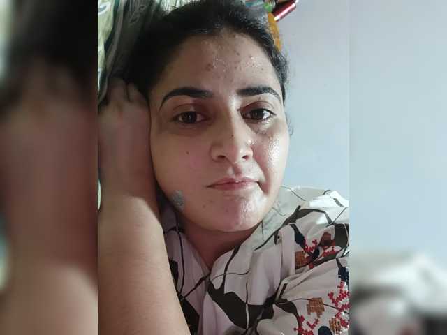 Khadija3 live cam on BongaCams