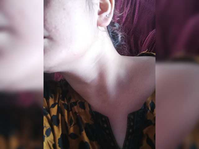 Khadija3 live cam on BongaCams