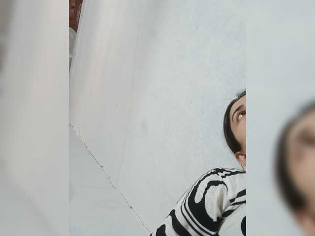 Khadija3 live cam on BongaCams