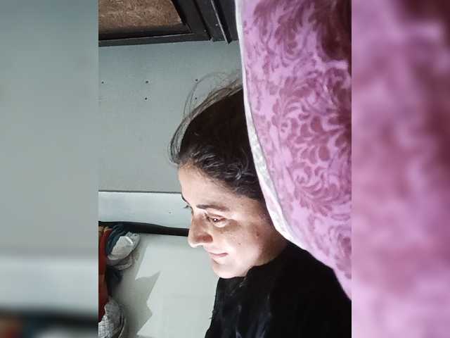 Khadija3 live cam on BongaCams