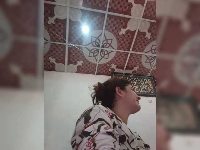 Khadija3 live cam on BongaCams