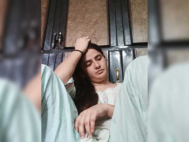 Khadija3 live cam on BongaCams