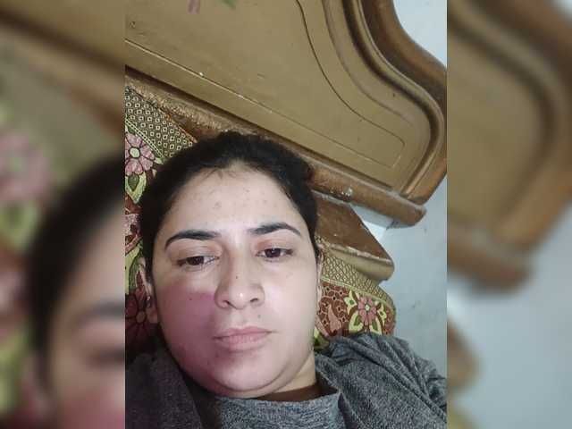 Khadija3 live cam on BongaCams