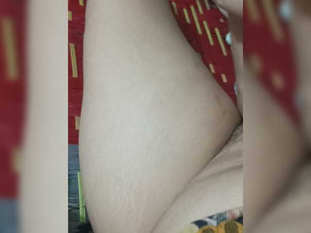Khadija3 live cam on BongaCams