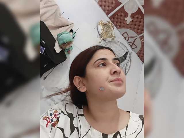 Khadija3 live cam on BongaCams