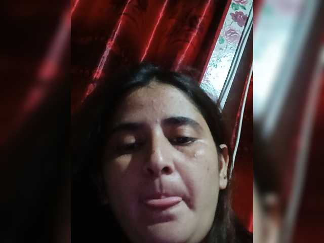 Khadija3 live cam on BongaCams
